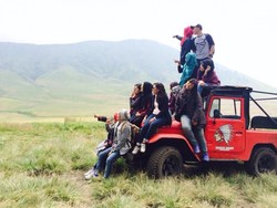 Foto-foto Seru Bareng Sahabat di Bukit Teletubbies