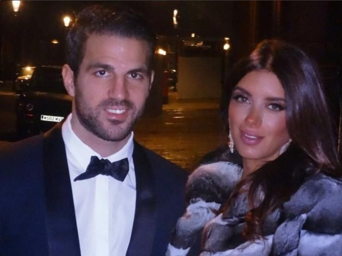 Cesc Fabregas lamar kekasihnya, Daniella Semaan. (Foto: instagram @cescf4bregas)