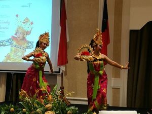 People to People Diplomacy dalam Balutan Budaya di Samoa People to People Diplomacy dalam Balutan Budaya di Samoa