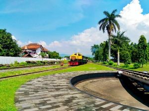 Wajib Coba! Wisata Naik Kereta Jadul di Ambarawa