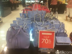 Tas Hingga Sepatu Guess Diskon Hingga 70% di Grand Indonesia
