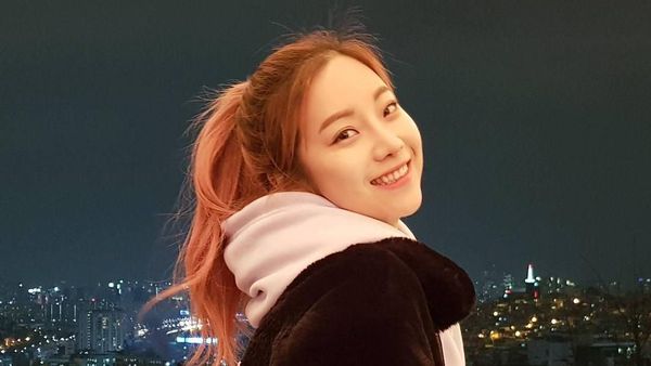 Foto: Liburannya Guru Fitnes yang Punya Bokong Indah