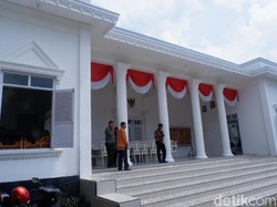 Video Balai Desa di Wonosobo yang Mirip Istana Negara