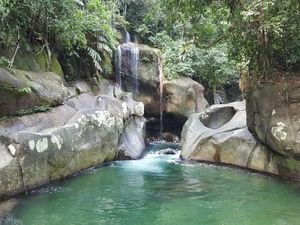 Ini Dia Air Terjun Tersembunyi di Sumatera Barat