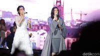 Kilauan Pesona Duo Cantik, Isyana dan Raisa