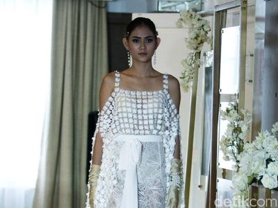 Foto: 16 Koleksi Gaun Pengantin Terinspirasi Hollywood Era 30-an