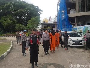 Pembawa Golok hingga Pengeroyok Terjaring Razia di Sukabumi Pembawa Golok hingga Pengeroyok Terjaring Razia di Sukabumi