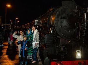 Foto: Tur Kereta The Polar Express di Dunia Nyata