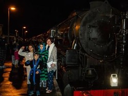 Libur Natal Naik Kereta The Polar Express Seperti di Filmnya, Mau?