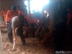 Longsor Terjang Madiun Timpa Empat Rumah Warga