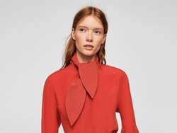 Referensi Blus dan Kemeja Unik Agar Gaya Kantor Tak Membosankan