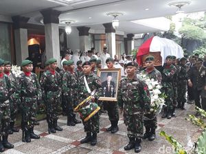 Sri Mulyani Kenang Sukamdani: Pengusaha dengan Ide Original Sri Mulyani Kenang Sukamdani: Pengusaha dengan Ide Original