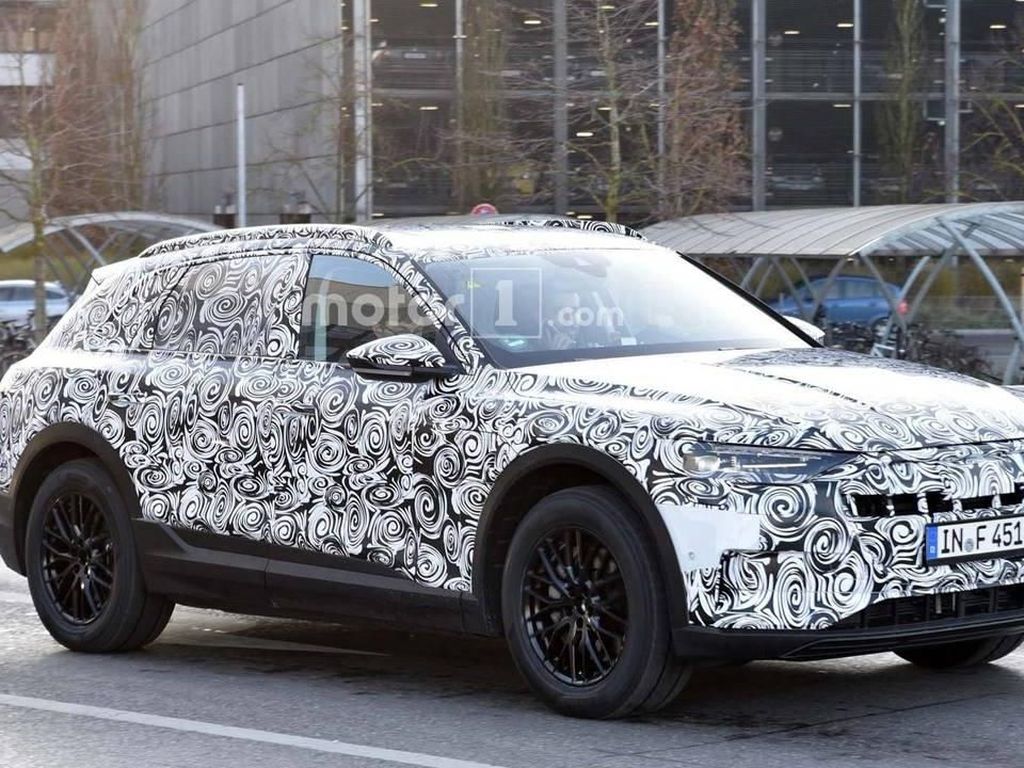 Crossover Listrik Audi Mulai Dites di Jalanan Crossover Listrik Audi Mulai Dites di Jalanan