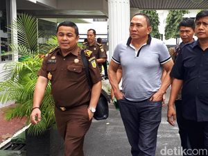 Pengacara yang Ditangkap Kejaksaan Tilap Duit Asuransi PNS