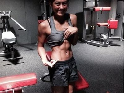 Foto: Artis-artis Cantik yang Rajin Angkat Beban Demi Otot Kencang