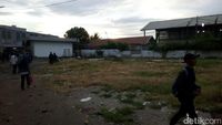 Foto: Melihat Lahan Kosong untuk Ojek di Stasiun Tanah Abang