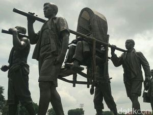 Dari Patung Ini Terbayang Gerilya Jenderal Sudirman Lawan Belanda