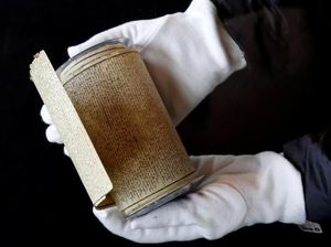 Dianggap Terlalu Porno, Prancis Batalkan Lelang Novel Marquis de Sade