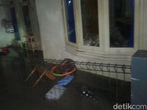 Air Surut, Ini Kondisi Terakhir Perbaikan Tanggul Kali Pulo di RT 14 Air Surut, Ini Kondisi Terakhir Perbaikan Tanggul Kali Pulo di RT 14