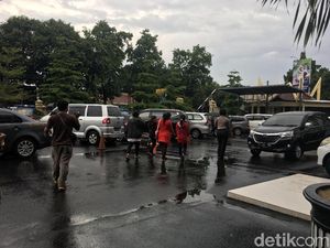 Pelanggan Anak Jalanan yang Dieksploitasi Diduga WN Jepang Pelanggan Anak Jalanan yang Dieksploitasi Diduga WN Jepang
