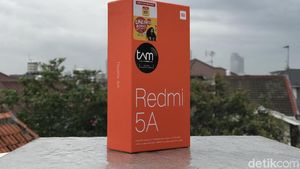 Unboxing Redmi 5A, Ponsel 4G di Bawah Rp 1 Juta
