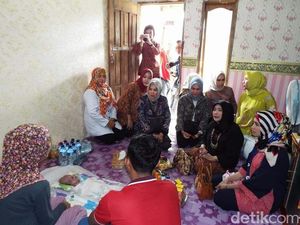 Menderita Hidrosefalus, Bayi Afifah Konsumsi Susu Melalui Selang