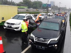 Pengemudi Mobil SUV Ditemukan Meninggal Dunia di Tol Bandara