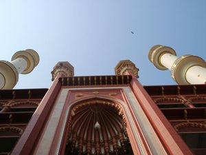 Indahnya Masjid Terbesar di Kolkata Indahnya Masjid Terbesar di Kolkata