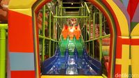 Foto: Indoor Playground Anak-anak Terbesar di Indonesia