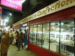 Ke Kolkata Ada Toko Kue Khas Yahudi