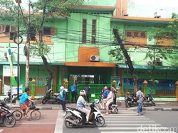 Cek SMPN 32 yang Roboh, KPAI: Gedung Belum Pernah Direnovasi