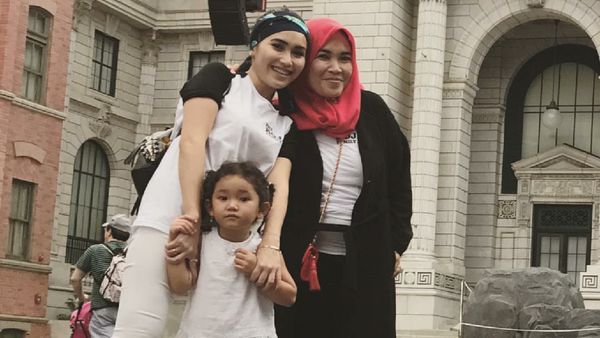 Jelang hari Ibu, Lihat Kebersamaan Para Seleb dan Ibunya