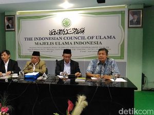 Gandeng WWF, MUI Luncurkan Buku Pelestarian Satwa Langka