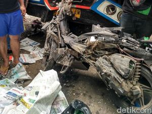 Kronologi Kecelakaan Metromini di Kebayoran yang Tewaskan Ojol