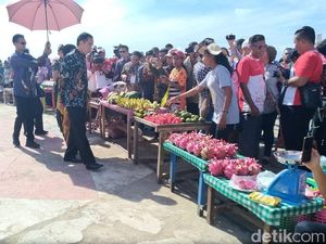 Jokowi: Sudah Ada Anggaran Paspampres, Jangan Macam-macam Memberi Jokowi: Sudah Ada Anggaran Paspampres, Jangan Macam-macam Memberi