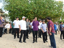 Jokowi Gelar Rapat tentang Gunung Agung di Sanur Bali
