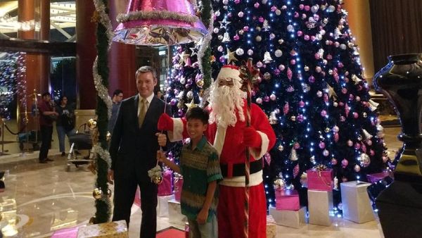 Foto: Kemeriahan Natal di The Trans Luxury Hotel Bandung