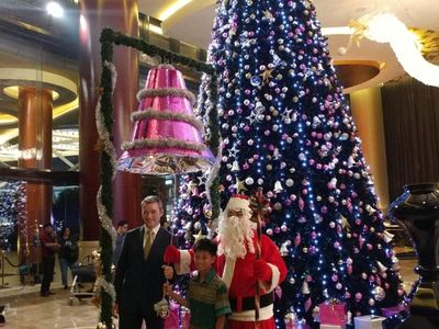 Foto: Kemeriahan Natal di The Trans Luxury Hotel Bandung