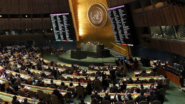 NEW YORK, NY - DECEMBER 21: The voting results are displayed on the floor of the United Nations General Assembly in which the United States declaration of Jerusalem as Israel's capital was declared 