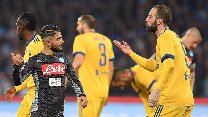 Insigne Sebut Higuain Tak Respek pada Napoli