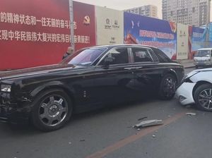 Waduh, Pemilik Rolls-Royce Minta Penabrak Mobilnya Jual Rumah