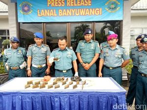 Lanal Banyuwangi Temukan Amunisi dan Kotak, Diduga Bahan Peledak Lanal Banyuwangi Temukan Amunisi dan Kotak, Diduga Bahan Peledak