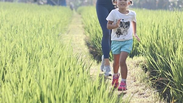 Andien Hingga Sarwendah, Celebrity Mom yang Rajin Olahraga Bareng Anak