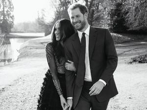 Throwback Moment! Kemesraan Pangeran Harry dan Meghan Markle Throwback Moment! Kemesraan Pangeran Harry dan Meghan Markle