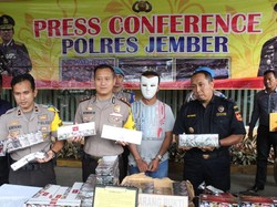 Polisi Jember Sita 15.600 Bungkus Rokok Tanpa Pita Cukai