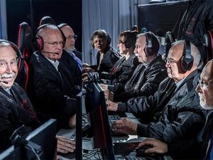 Silver Sniper, Tim Counter Strike Beranggotakan Kakek Nenek