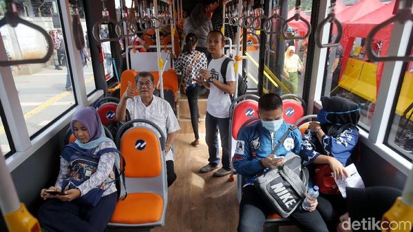 Foto: Gratis, Yuk Coba Bus Explorer Tanah Abang