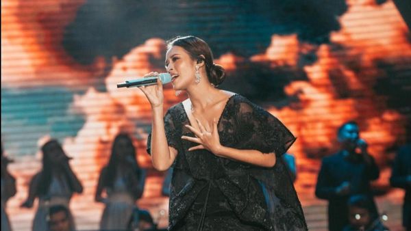Kulit Gelap itu Cantik, Raisa & 10 Artis Ini Buktikan Tan Tak Bikin Dekil