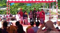 Potret Anies hingga Fahri Hamzah Bersama Ibunda di Hari Ibu
