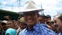 Gaya Koboi Anies Tinjau PKL Tanah Abang